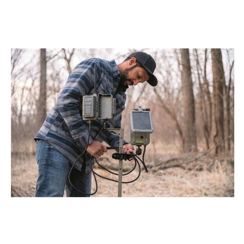 Stealth CAM Adjustable 29"-49" Expandable Height 1/4" Tripod Multi-Pivot Stable