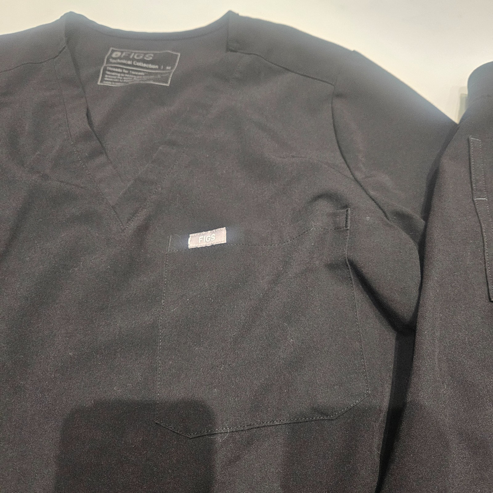 4 sets of Figs Women Catarina Scrubs size medium Lot