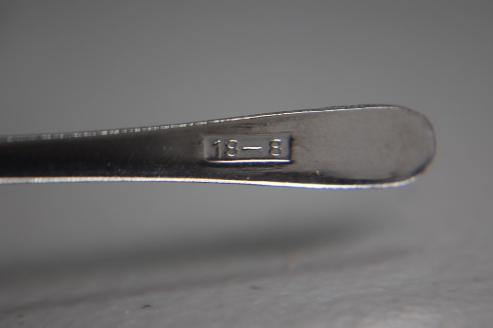 Wm. A. Rogers. Oneida Silversmiths Tarnish Resistant Silver Salt Cellar Swan