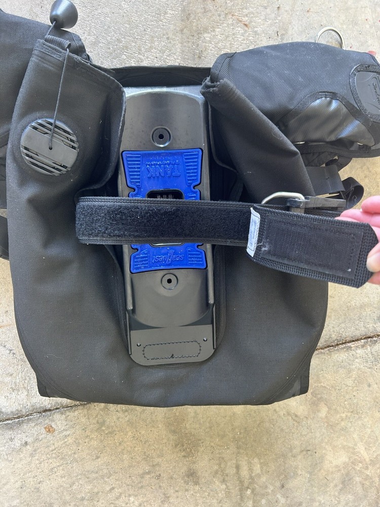 SeaQuest Libra SCUBA Dive BCD Buoyancy Compensator Device Size Medium (m)