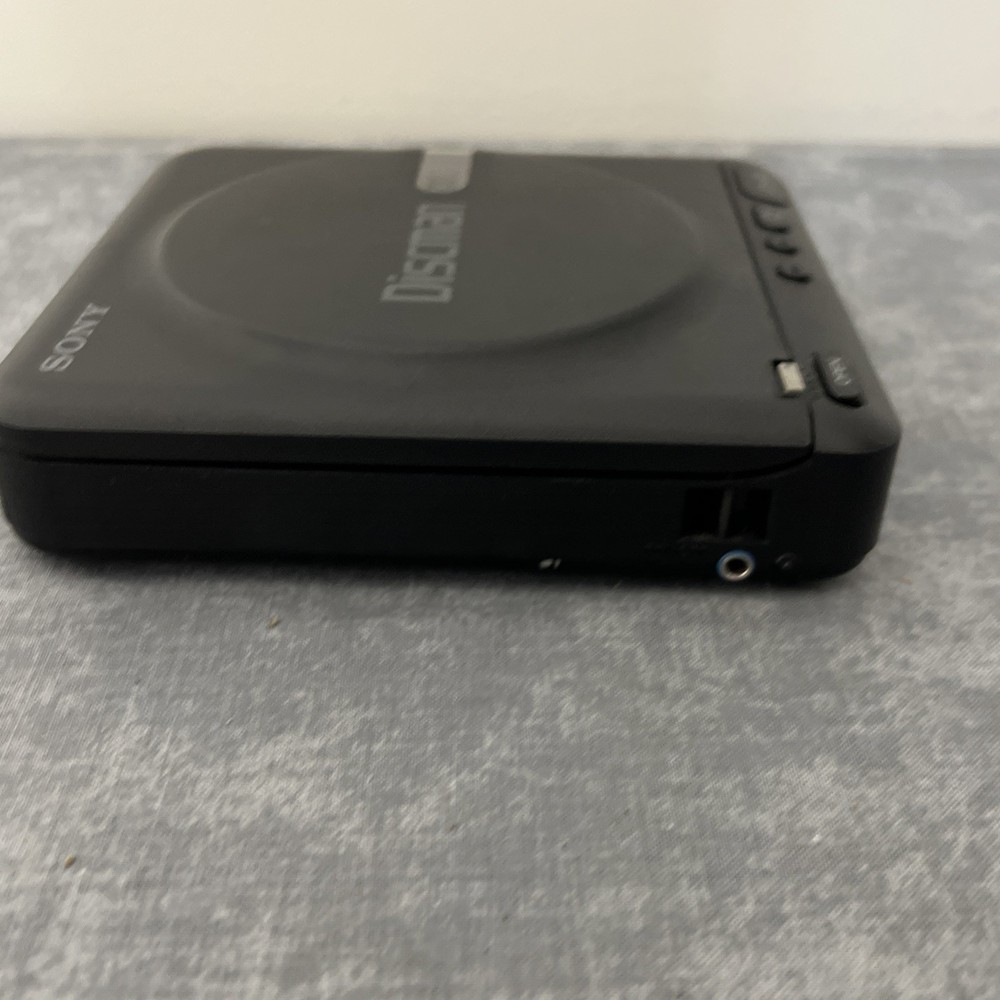 1990 Sony Discman D-2 Compact Portable CD Player For Parts