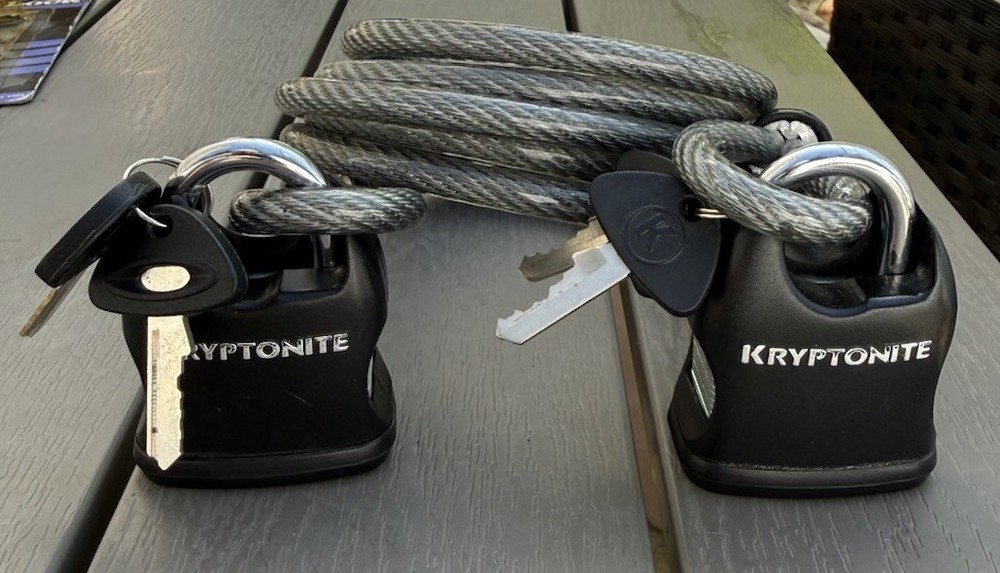 Cryptonite  Cable And 2 Locks