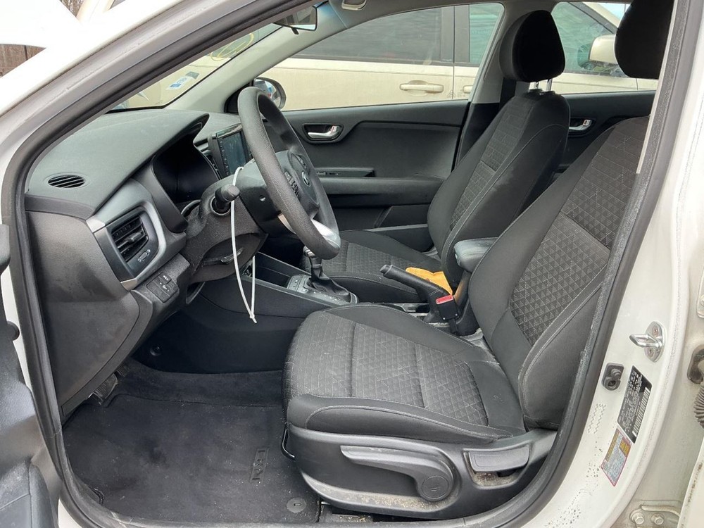 RIO 2019 Glove Box 4962762
