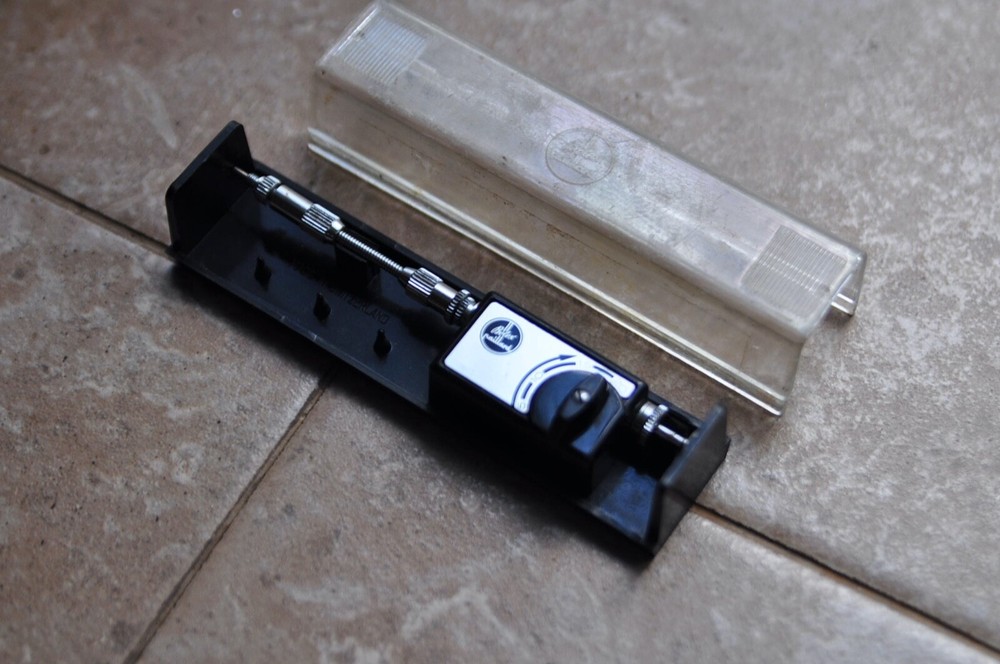 Bolex Mechanical Shutter Release adaptor for Bolex H16 Ref