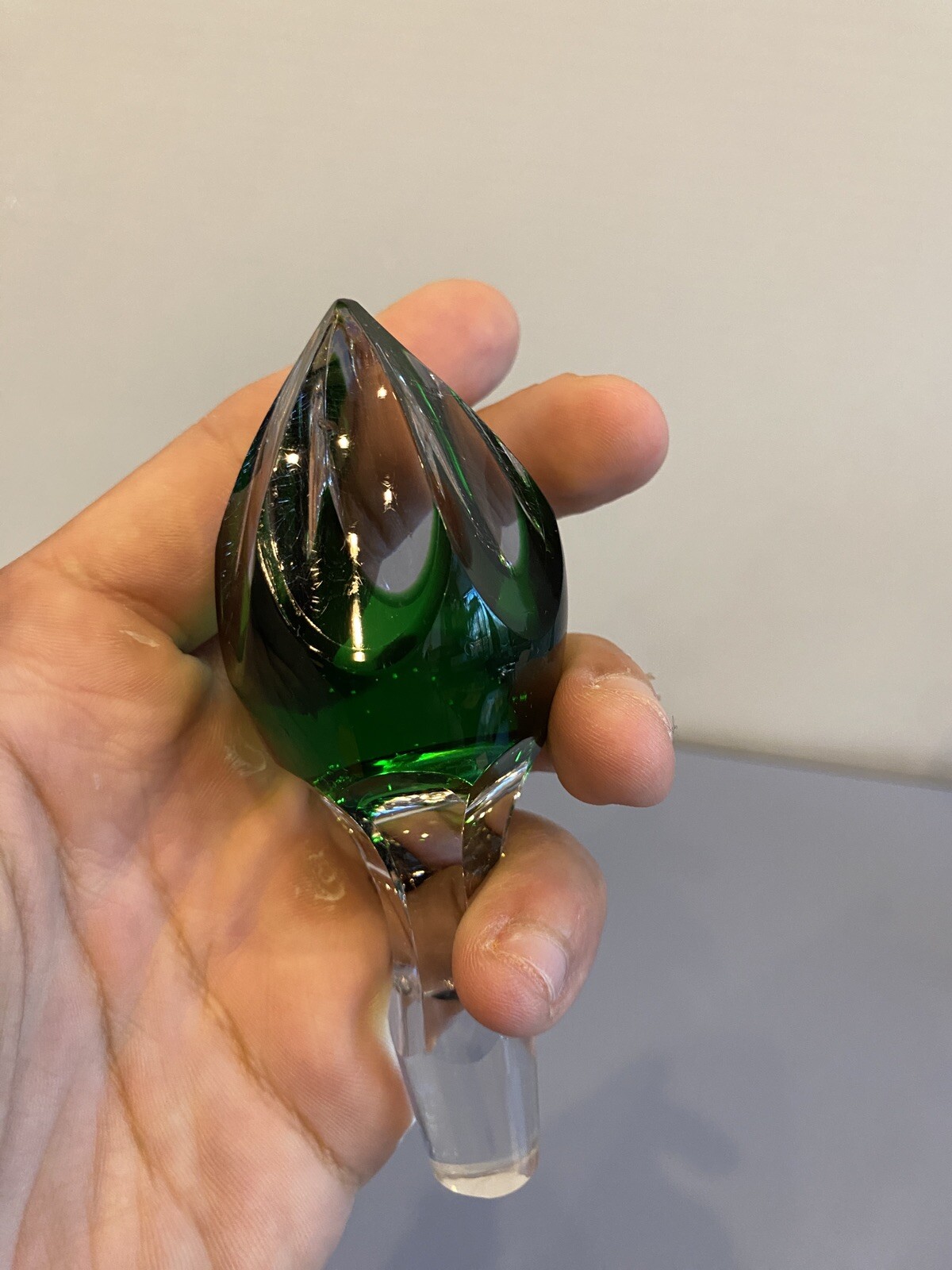 STUNNING VTG Emerald Green Cut To Clear Crystal Decanter W/Stopper 15.25"H