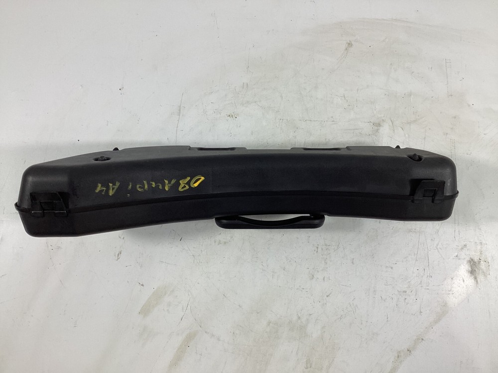 2002-2009 AUDI A4 TOOL KIT 8E0012111A OEM .