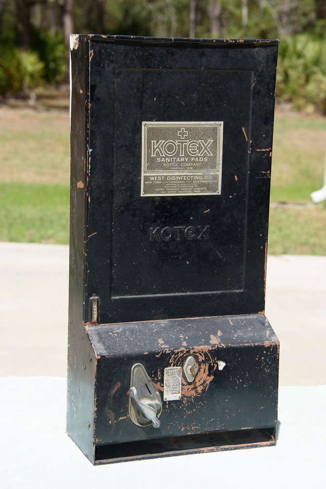 1930s Kotex Vendor