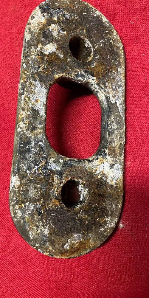 KENWORTH - PETERBILT TORQUE ROD BRACKET 03-06830