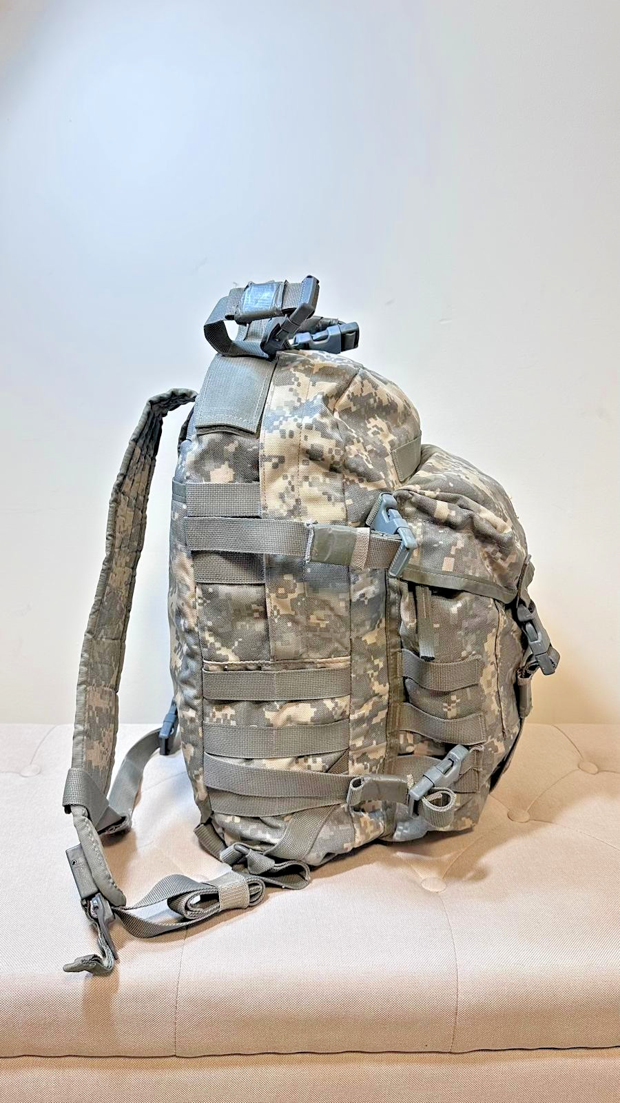 USGI MOLLE II 3-Day Assault Pack ACU UCP Army Tactical Backpack Military
