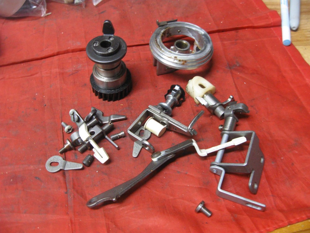 Singer 648 Touch & Sew Sewing Machine Top Hat Cam Stack Assembly Vintage