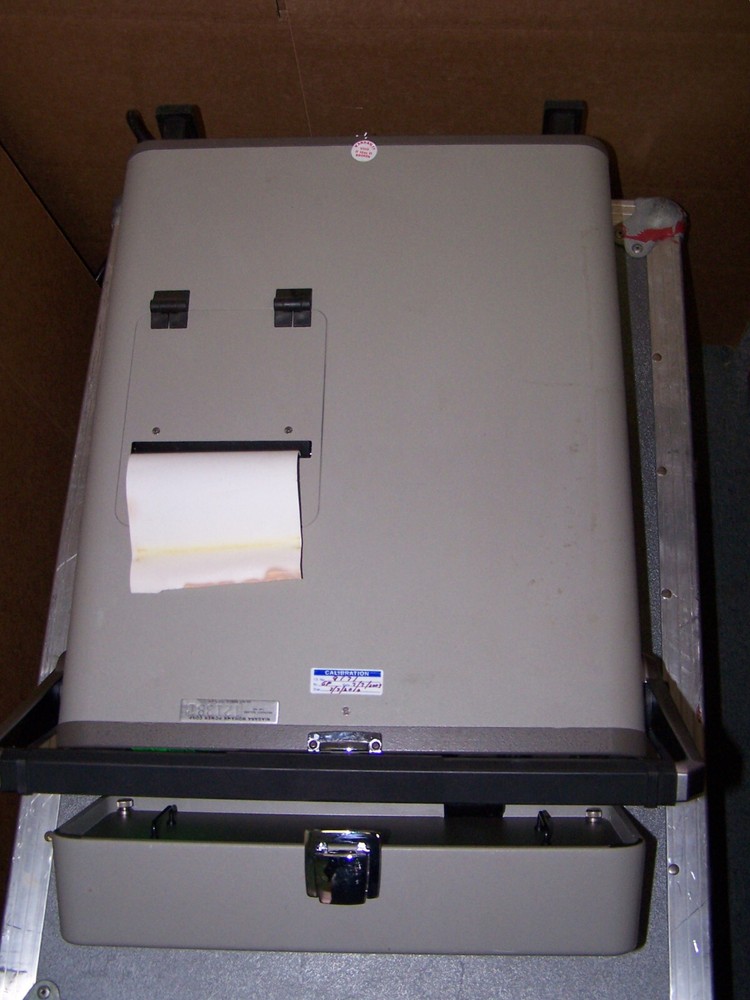 LASER PRECISION TD-2000 OTDR Optical Time Domain Reflectometer Fiber Testing