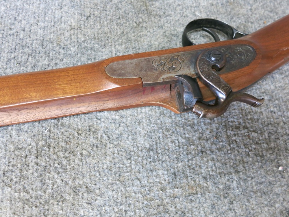 THOMPSON CENTER NEW ENGLANDER COMPLETE MUZZLELOADER STOCK, .50 CAL, GOOD USED.