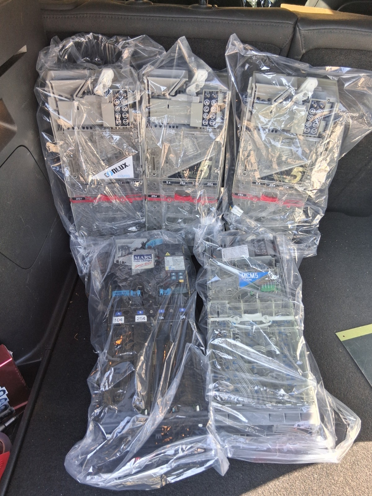 Lot of 5  Changers,  for Vending & Soda Machines