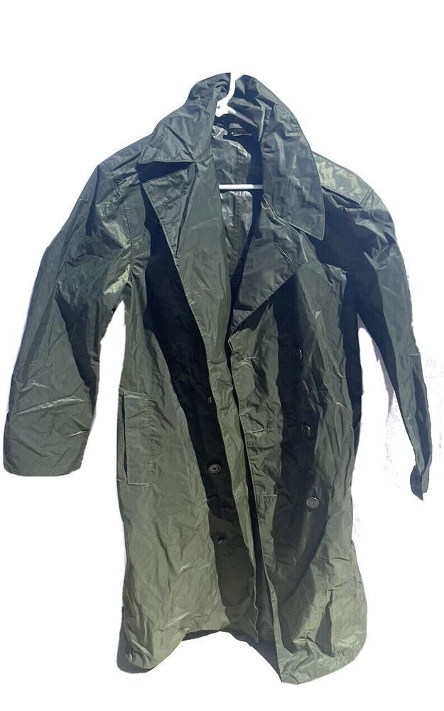 1962 U.S Marine Issued Raincoat 36R Lot 10