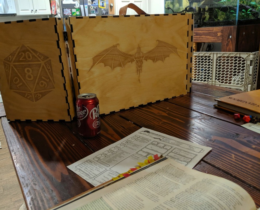 Dungeon Master Case | DM Wooden Laser Etched Screen
