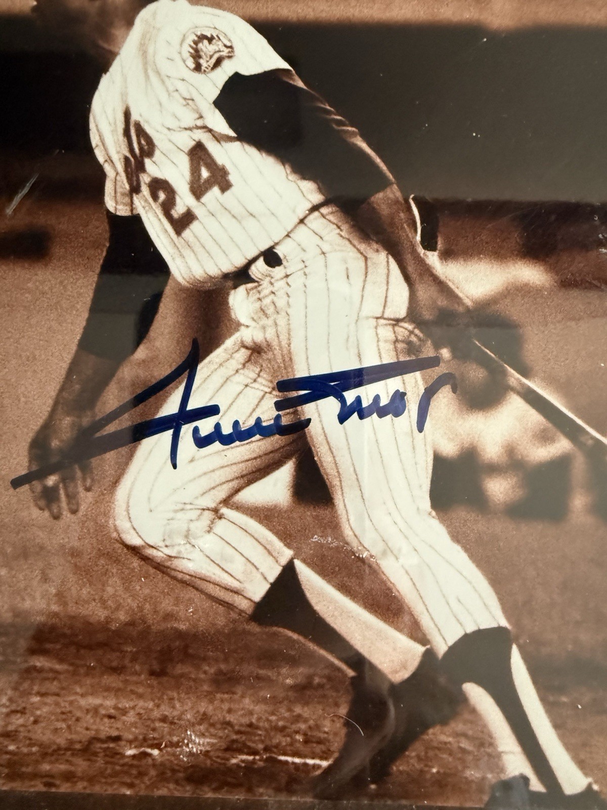 Signed Willie Mays Commemorative Plaque – 660 Career Home Runs – Limited Edition