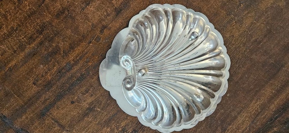 306g Sterling silver antique shell candy dish