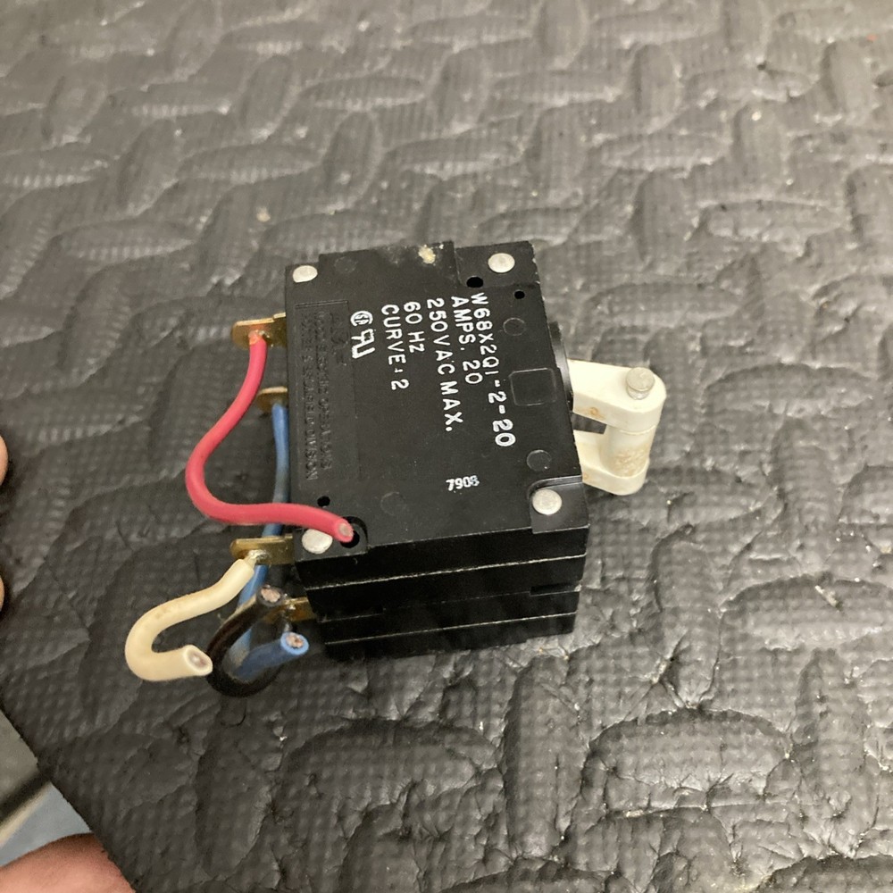 Henry 2KD-5 Amplifier Circuit Breaker