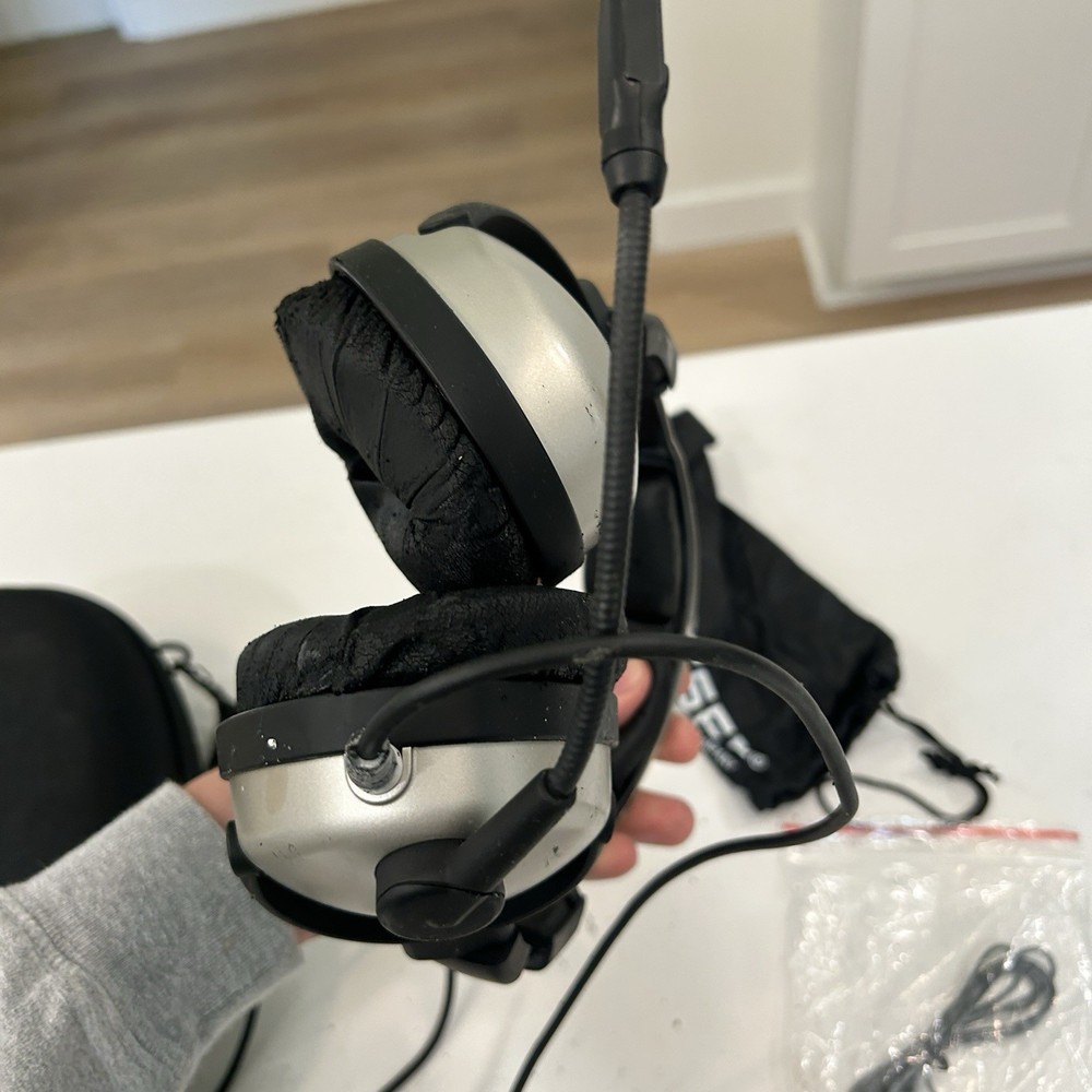 Lightspeed Zulu ANR Bluetooth Aviation Headset