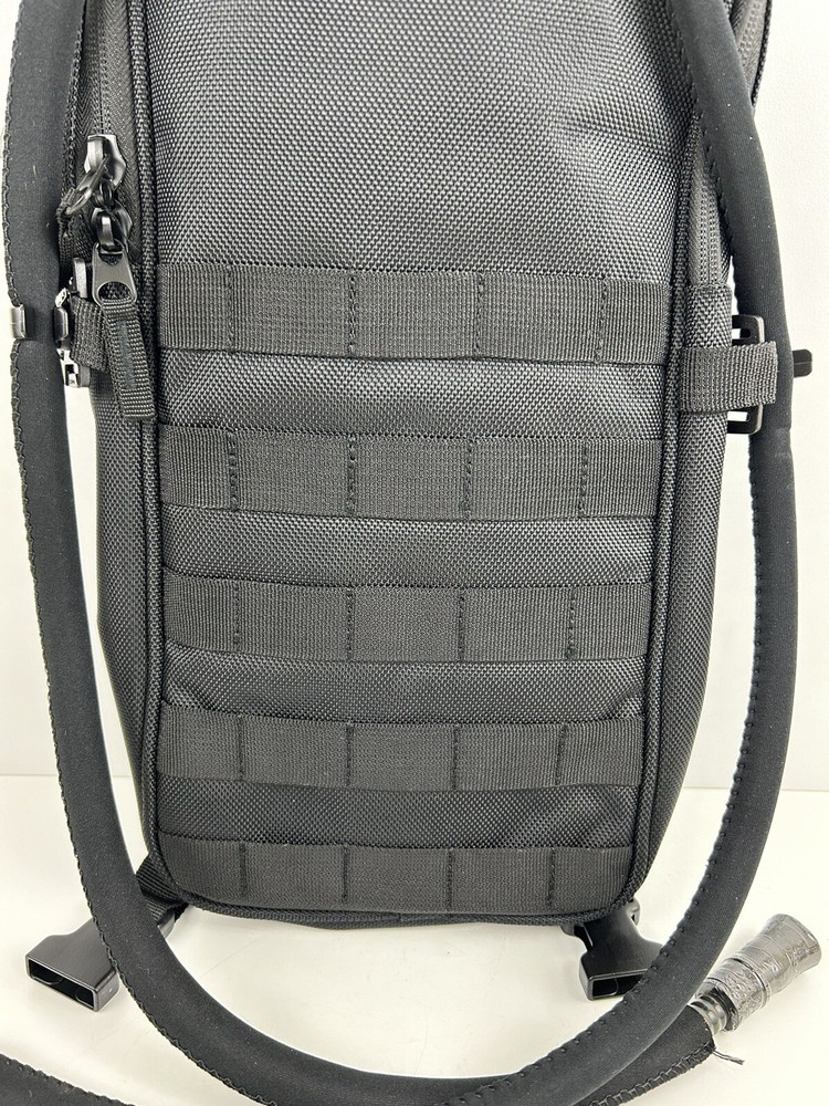 HEXIS UTV Hydration System Dual 2L Bladders Water Resistant Ballistic Nylon