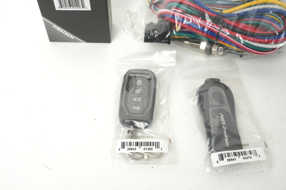Compustar CS4900-S 4-Button 2-Way, 3000' Remote Start System CS4900S *BRAND NEW*