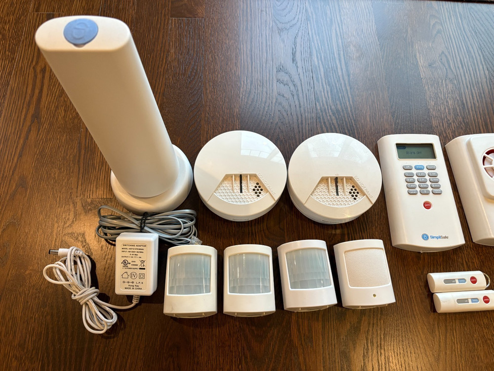 Simply Safe 20 Piece Original Security System
