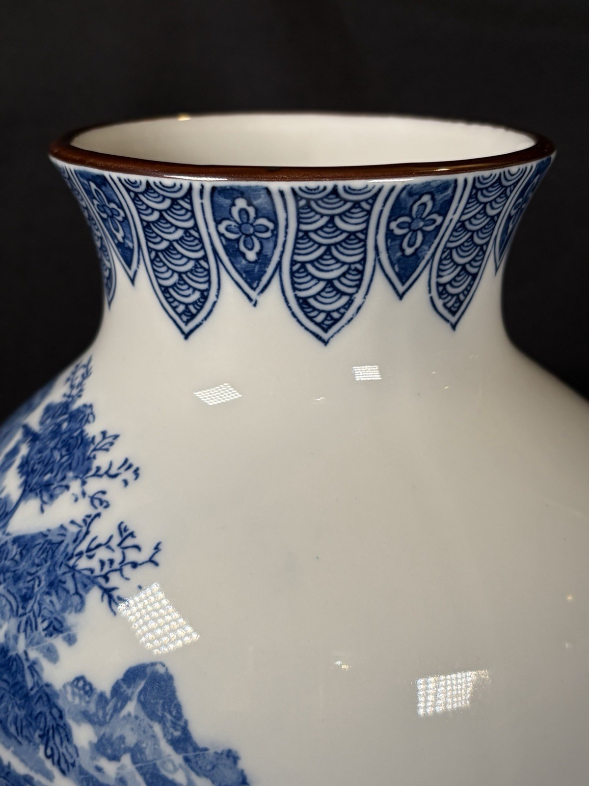 VTG Oriental Blue & White Chinoiserie Vase 9.5" Asian Mountain Pines Scene