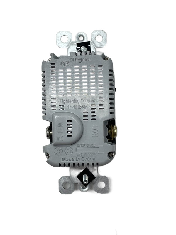 Legrand radiant 15A Duplex Outlet w/ USB-A & USB-C