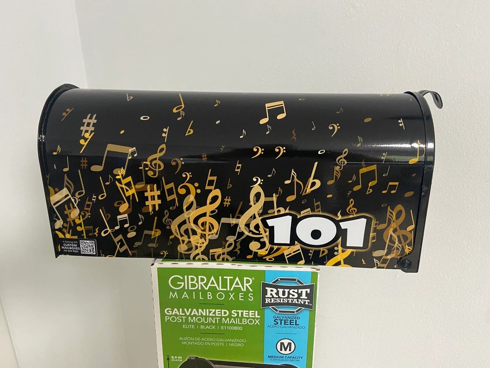 Musicians Custom Mailbox - Handmade Gift For Dad - Personalized gift for her