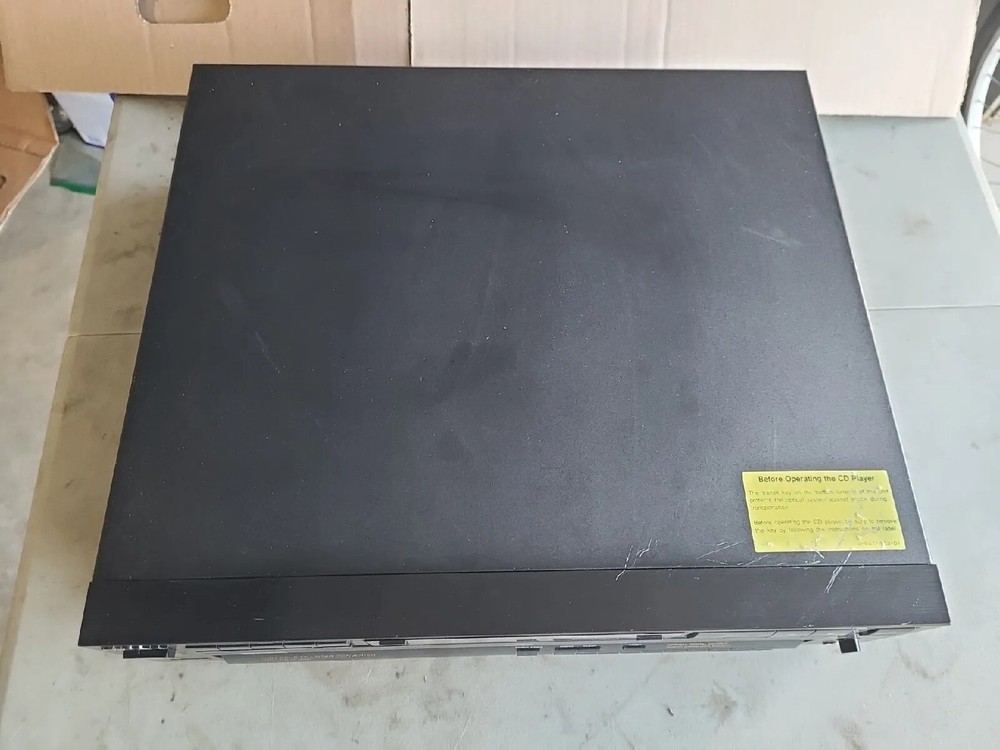 Sony Compact 5 Disc Player Changer CDP-C515