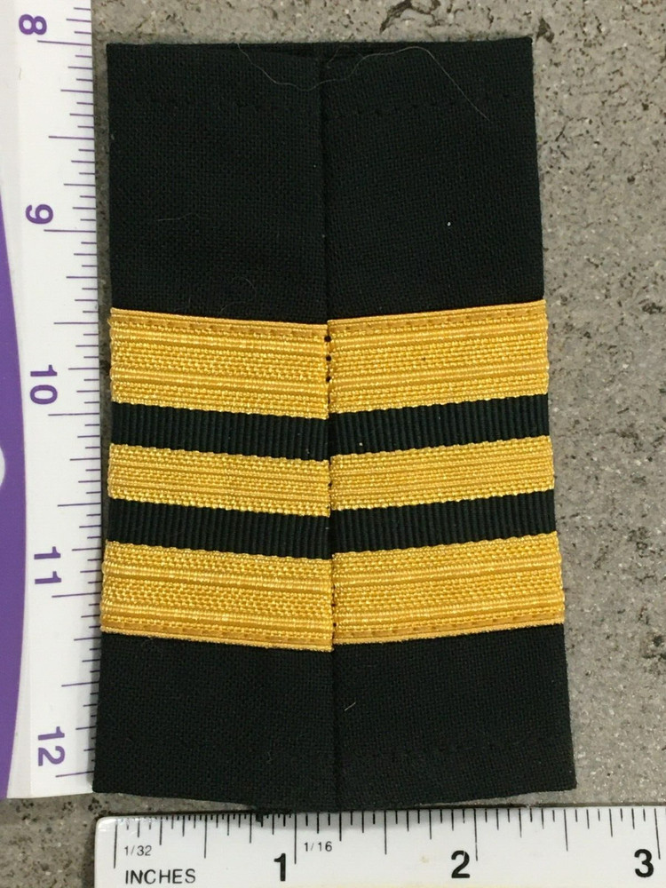 Canada sergeant shoulder Patch 3 gold stripes