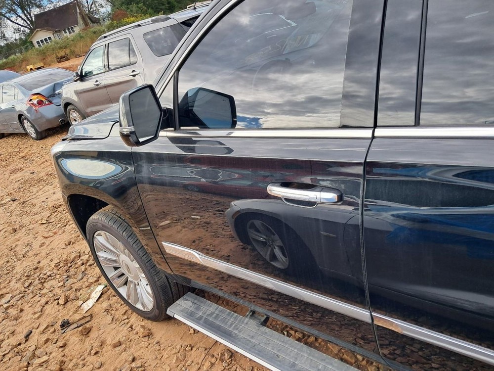 Console Front Floor With Refrigerated Compartment Fits 16-20 ESCALADE 4809130