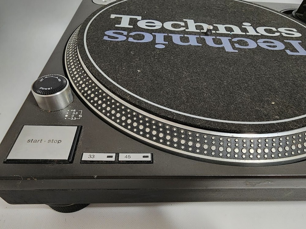 Technics SL-1200MK3D Turntable Black Record player Direct drive