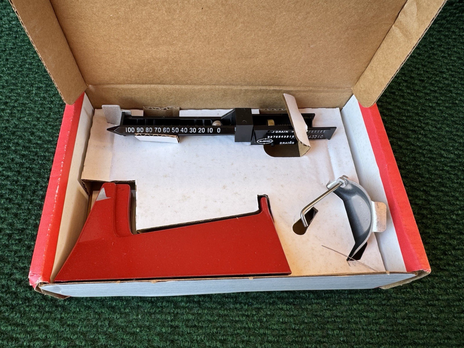 LEE 100 GRAIN CAPACITY SAFETY MAGNETIC POWDER SCALE # 90681 RELOADING