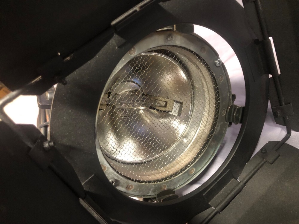 ARRILIGHT openface 1K 1000W video light