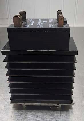 Crydom Dual Solid State Relay Model H12D4840DE-10 with Din Mount Heatsink ++