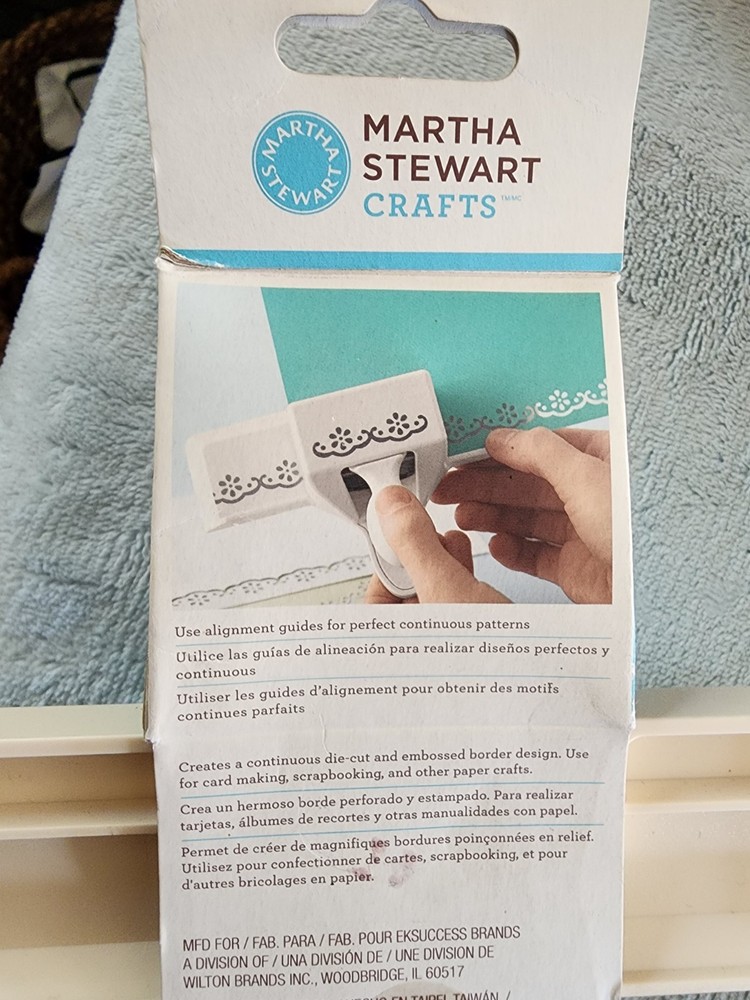Martha Stewart Create Multi-Pattern Ribbon Threader Edge Punch