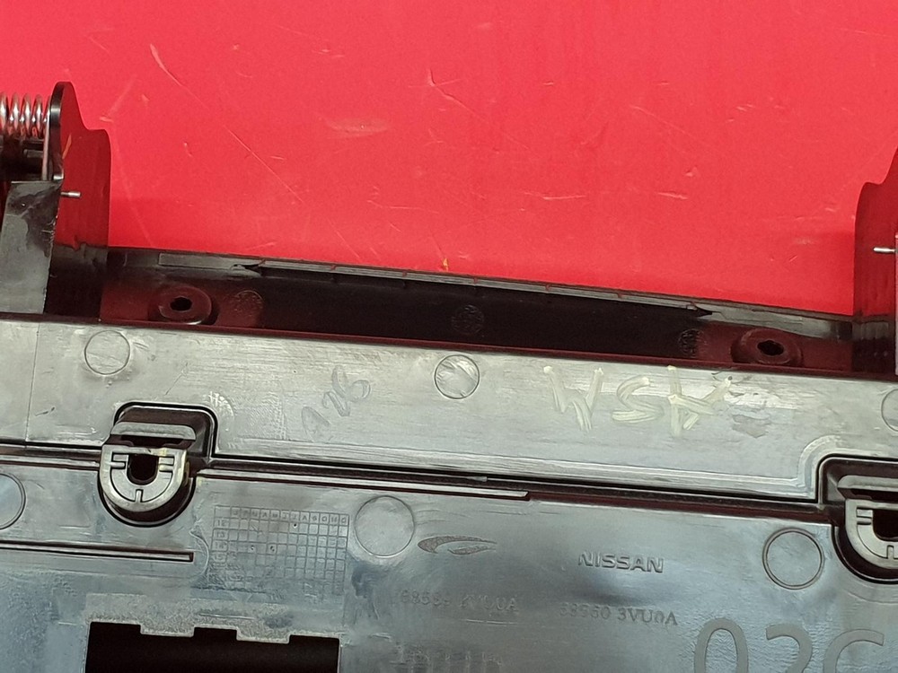 NISSAN NOTE GLOVEBOX 2014