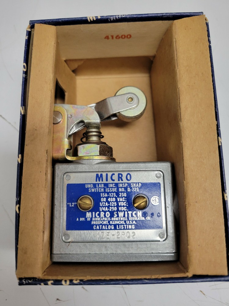 Micro Switch D-729 - YZE-2RQ2 - ONE UNIT