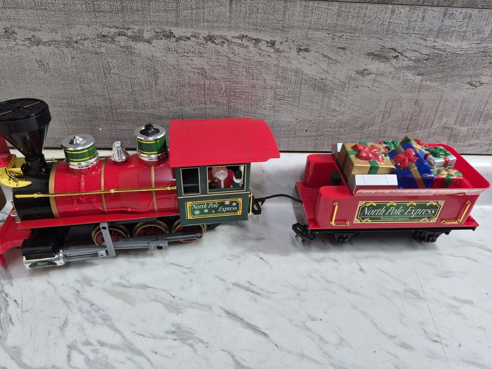 EZTEC NORTH POLE EXPRESS Engine Coal Tender Remote ControlOperated Tested