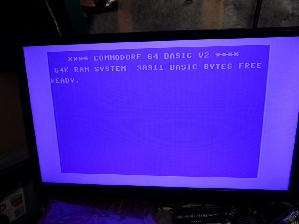 Commodore C64 Computer Heat Sinks Power Supply Video cable- TESTED