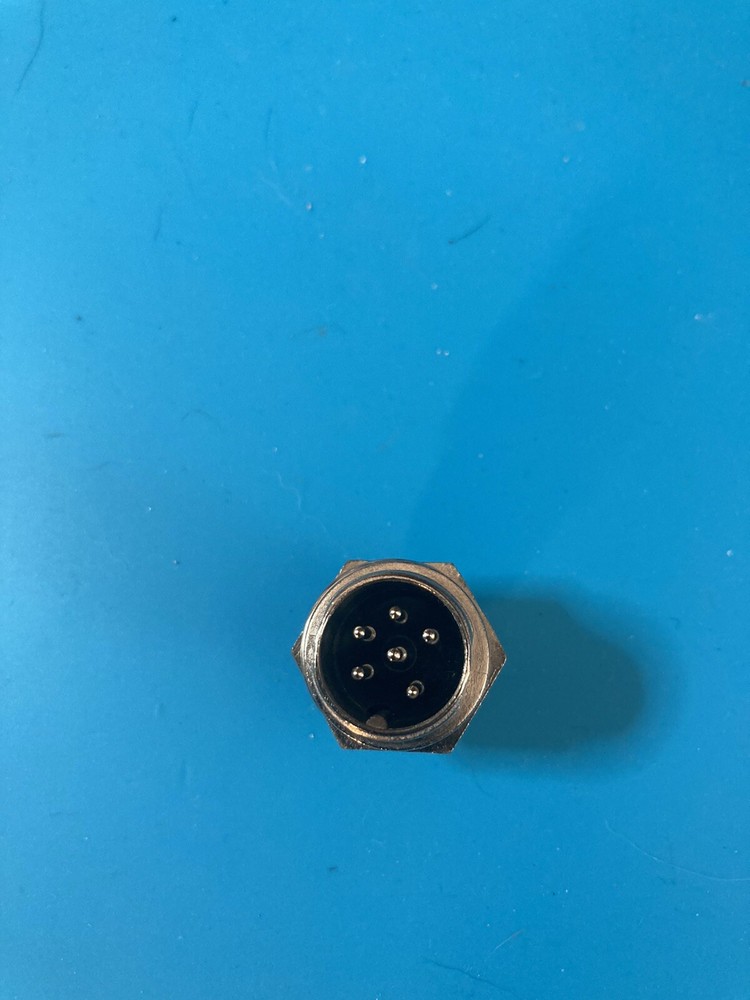 CB Radio Microphone Plug - 6 Pin Chassis Mount