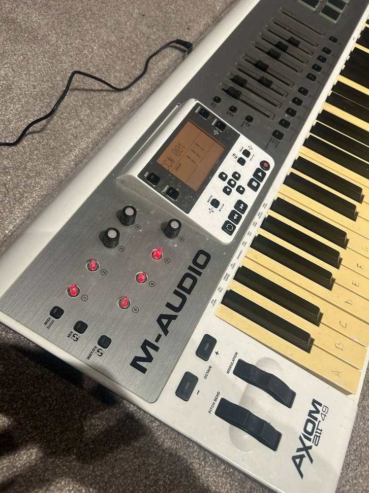M-Audio Axiom 49 MIDI Keyboard Controller – Used