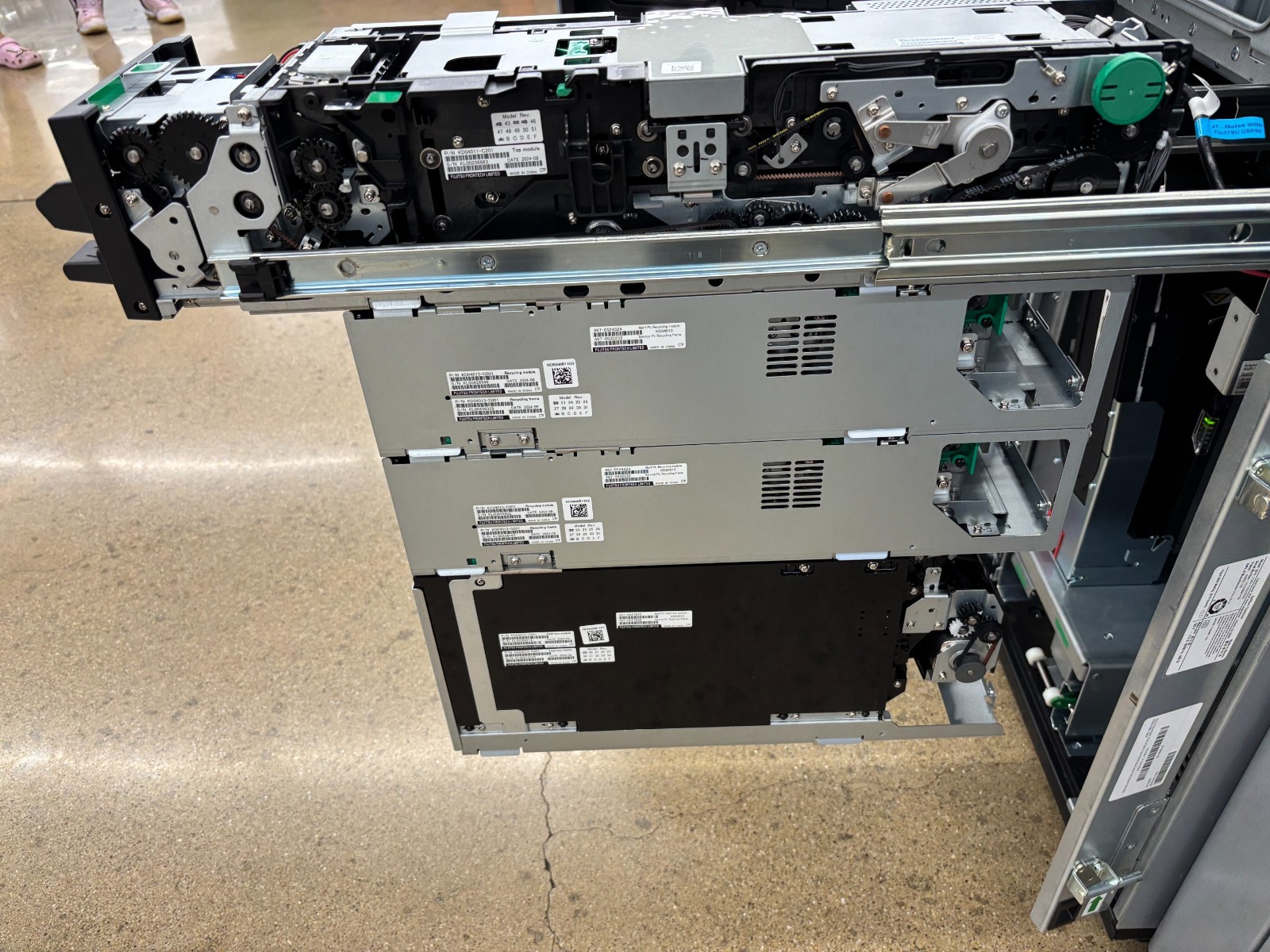 Fujitsu GSR50 Bill Recycler Top module Recycling Cash Box Dispenser