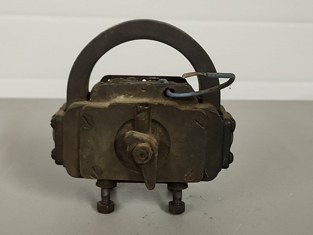 Webster M Magneto Roller Hit & Miss Gas Engine Missing Cover
