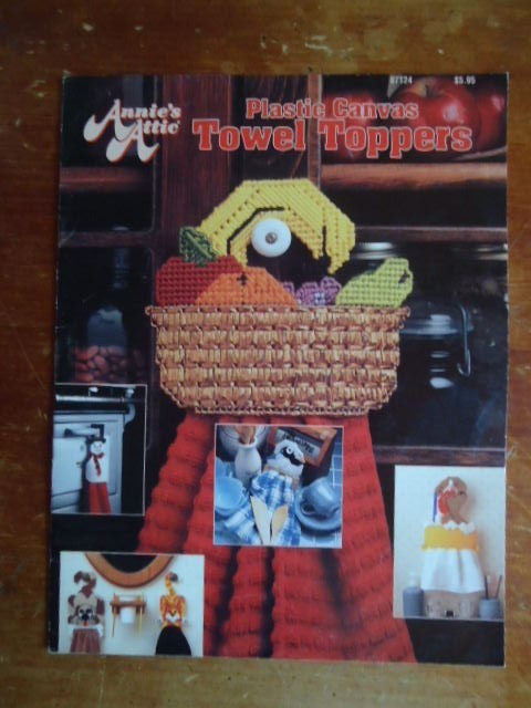 Annie's Attic Plastic Canvas Towel Toppers Bath Time Bear PROJECTS Patterns