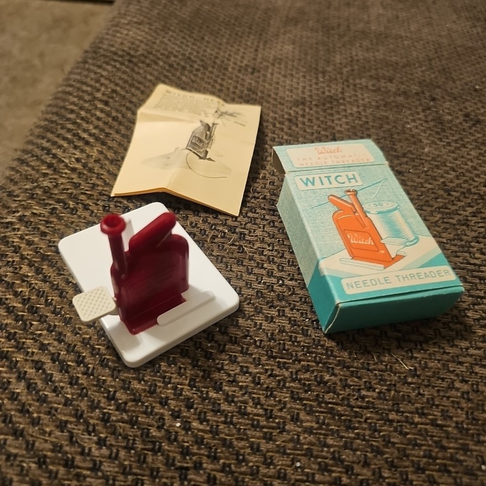 Vintage Witch Automatic Needle Threader w/ lnstructions & Original Box Germany