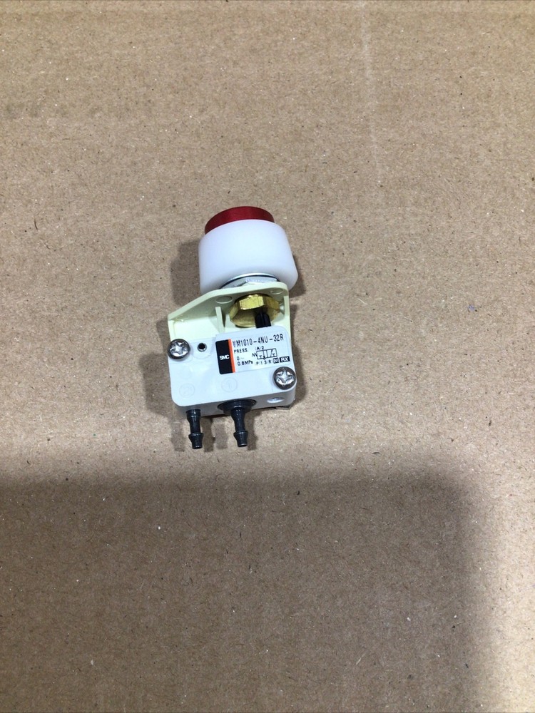 SMC VM1010-4NU-32R Push Button Selector NOS