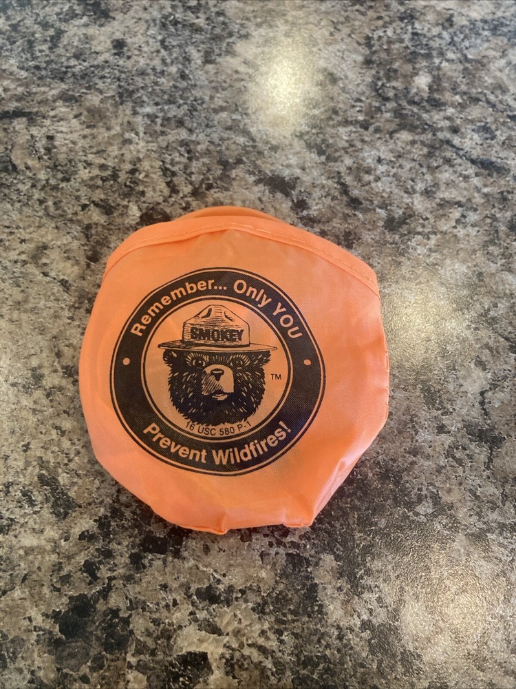 Smokey The Bear Frisbee Fold