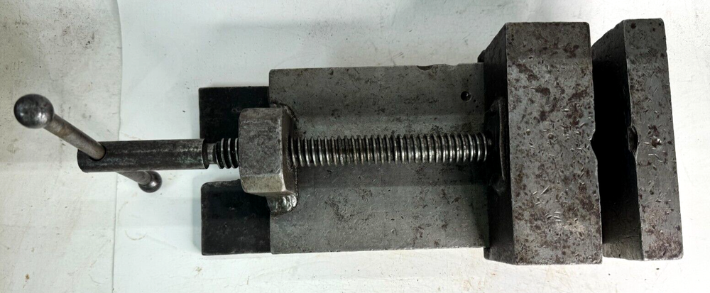 5 1/2" DRILL PRESS VISE 5 1/2" OPENING WIDTH